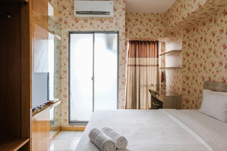 Exclusive Studio Apartment At M-town Residence