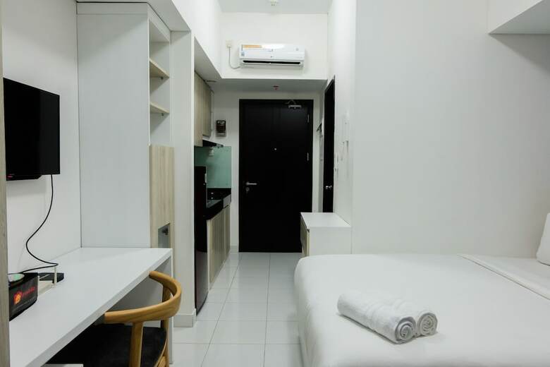Elegant Studio At Casa de Parco Apartment