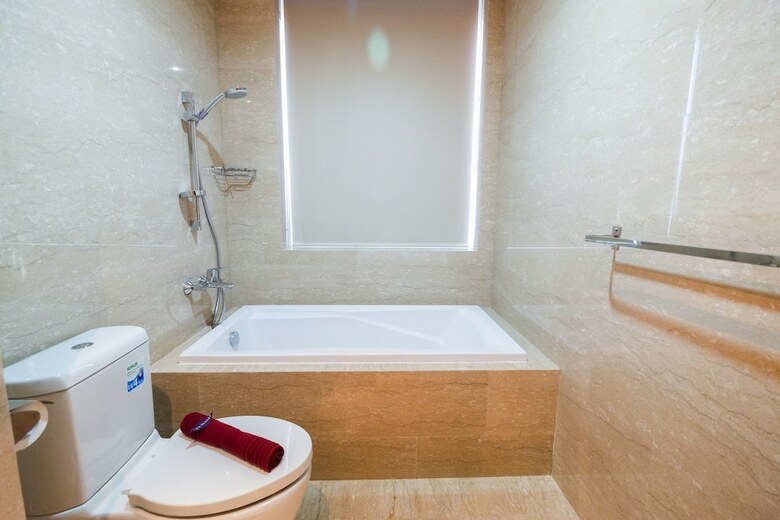 Elegant 2br Menteng Park Apartment