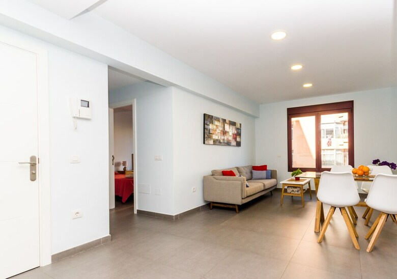 Luxury Beach Apartment