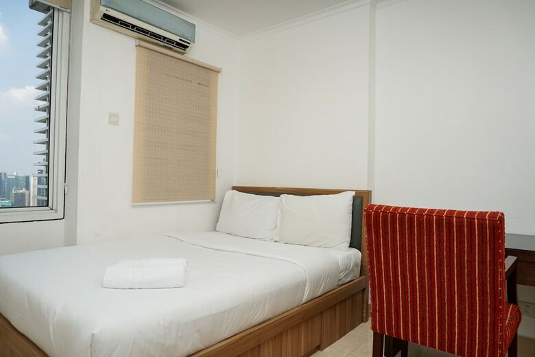 Luxurious 3br Apartment At Fx Residence Sudirman