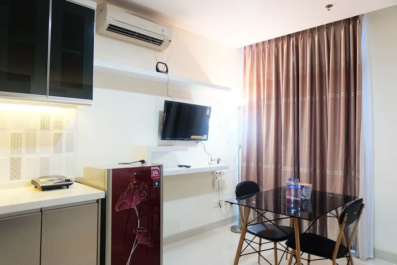 Great Location Brooklyn Alam Sutera Studio Apartment