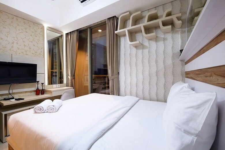 Luxurious Studio Taman Anggrek Residence Apartment In Strategic Area