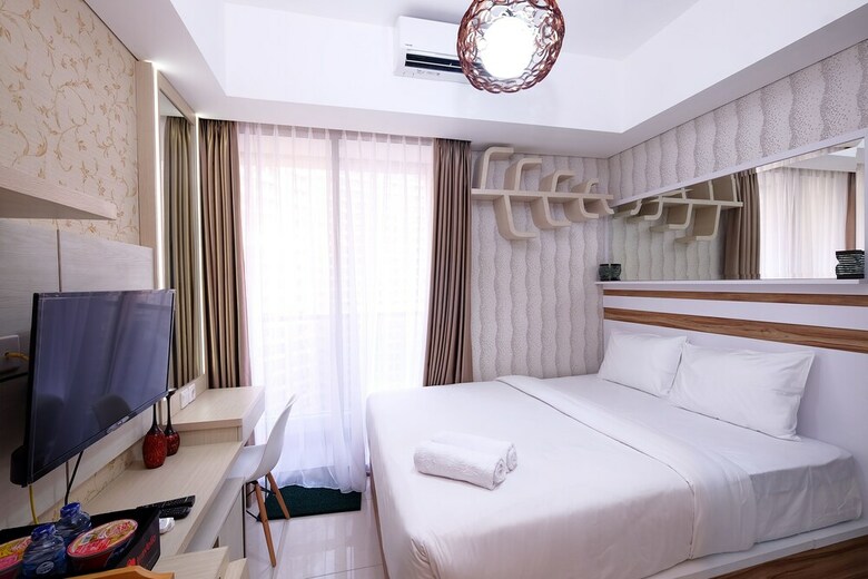 Luxurious Studio Taman Anggrek Residence Apartment In Strategic Area