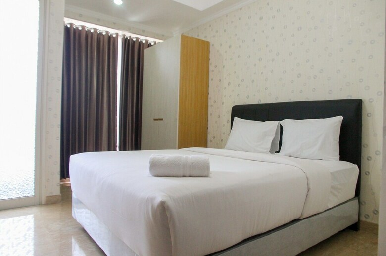 Fabulous Studio Menteng Park Apartment