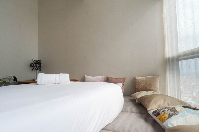 Luxurious 2br Apartment At The Peak Residence