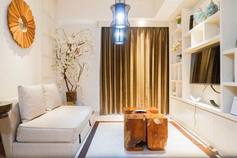 Luxurious 2br Apartment At The Peak Residence