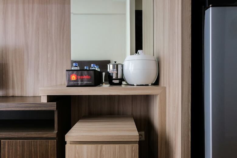 Minimalist Studio Saveria Apartment
