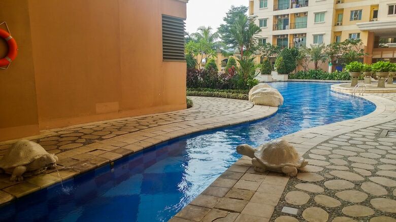 Modern 2br At City Home Apartment With Sofa Bed Near Moi