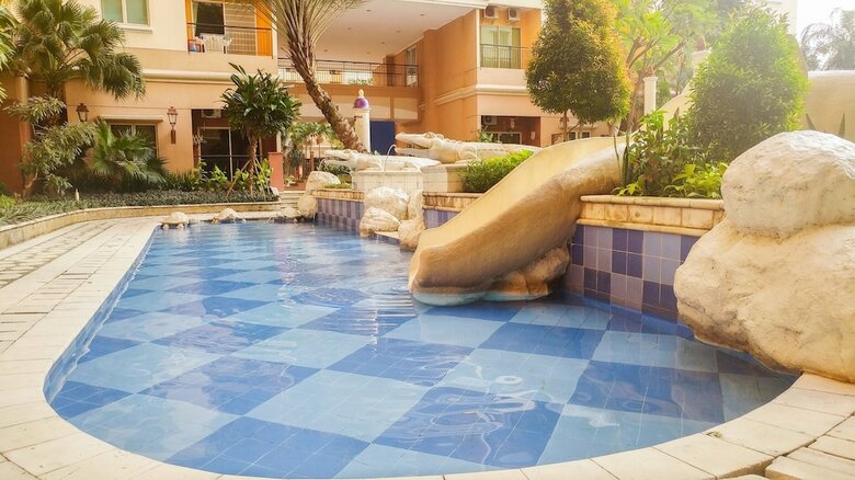 Modern 2br At City Home Apartment With Sofa Bed Near Moi