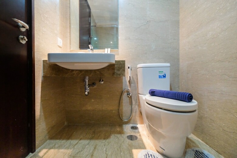 Modern Studio Menteng Park Apartment