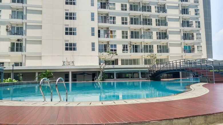 Modern Style Studio Room Casa de Parco Apartment