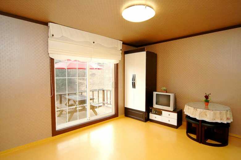 Starlight Hill Pension