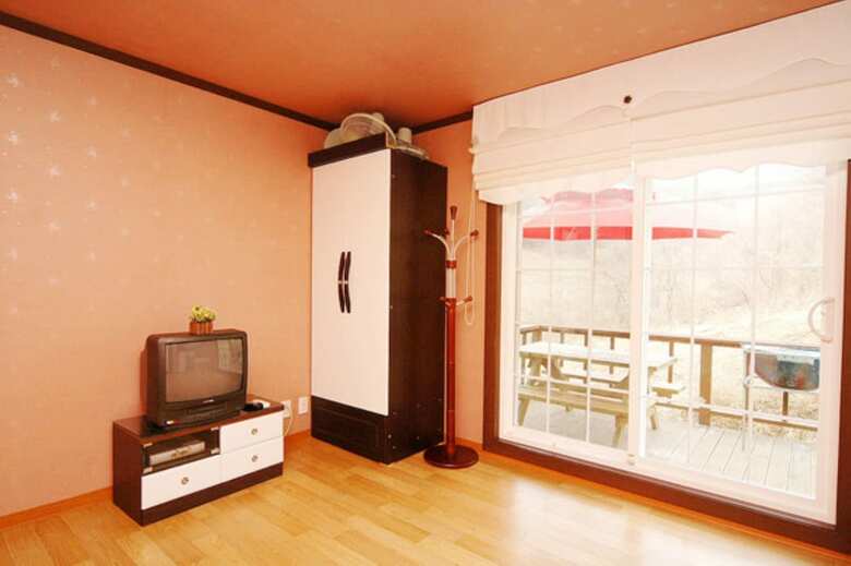 Starlight Hill Pension