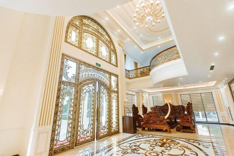 Dragon Legend Hotel