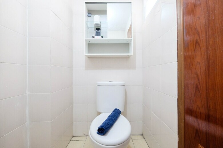Spacious 2br Pluit Seaview Apartment