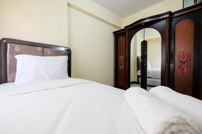 Spacious 2br Pluit Seaview Apartment