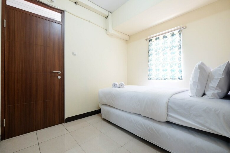 Spacious 2br Pluit Seaview Apartment