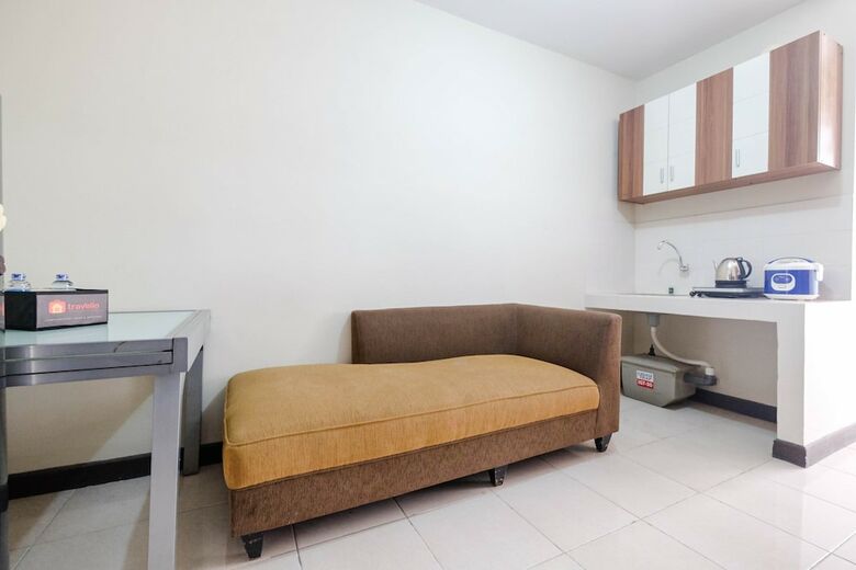 Spacious 2br Pluit Seaview Apartment
