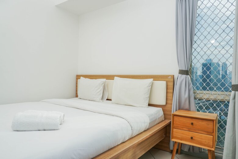 Spacious 3br With Balcony At Puri Casablanca Apartment