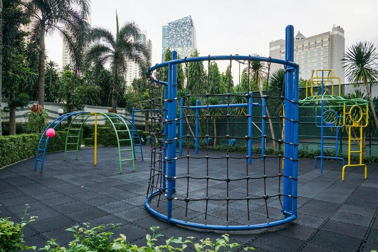 Spacious 3br With Balcony At Puri Casablanca Apartment