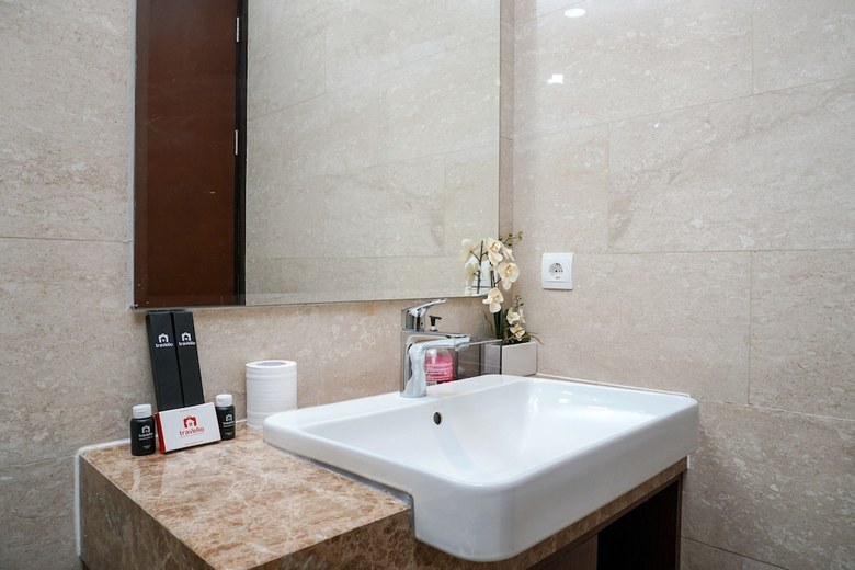 Tranquil 2br At Menteng Park Apartment