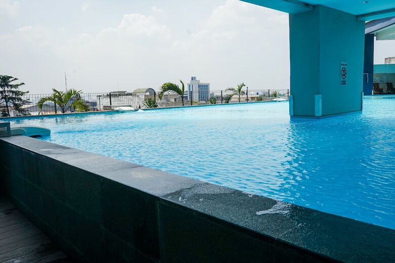 Spacious Studio Apartment At Pasar Baru Mansion