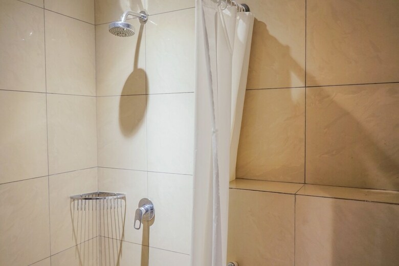 Spacious Studio Apartment At Pasar Baru Mansion