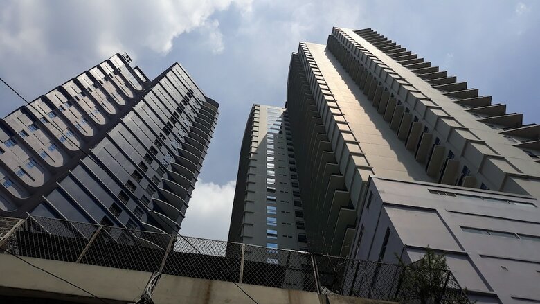 Spacious Studio Apartment At Pasar Baru Mansion