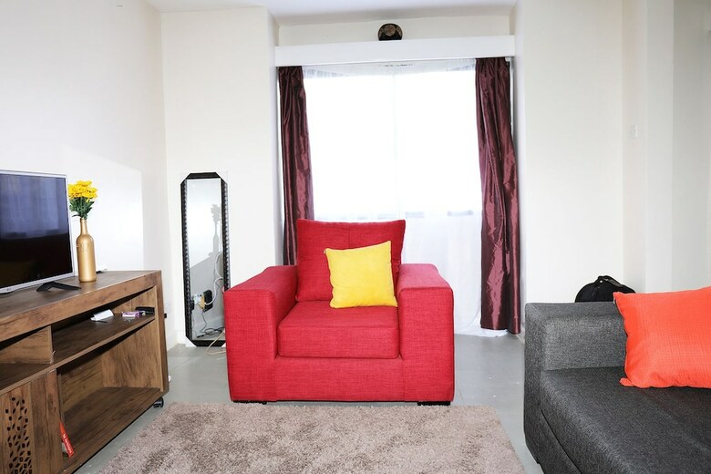 Kattaa's Quiet And Cozy Home Near Jkia