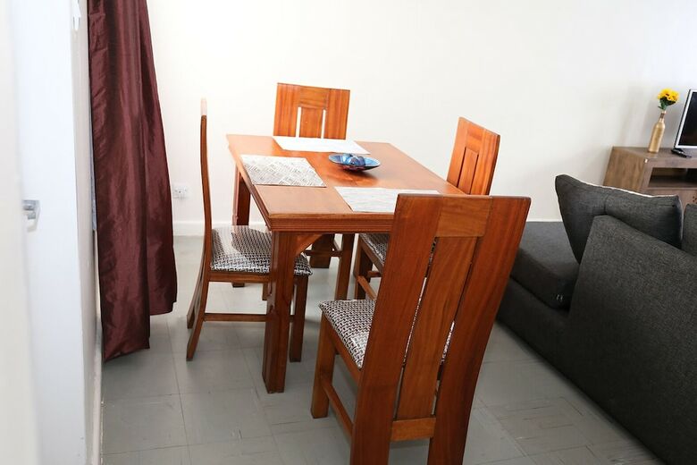 Kattaa's Quiet And Cozy Home Near Jkia