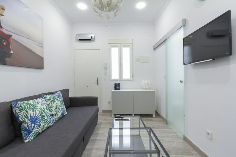 Rodas Apartment