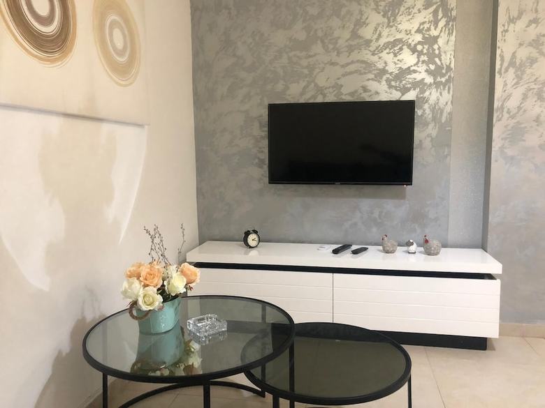 Apartment From R&a Group