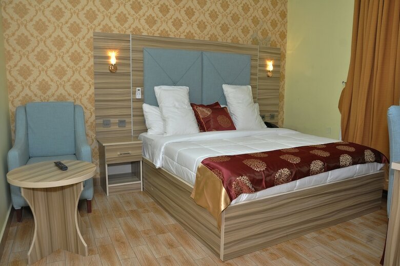 Hotel Mozida Suites