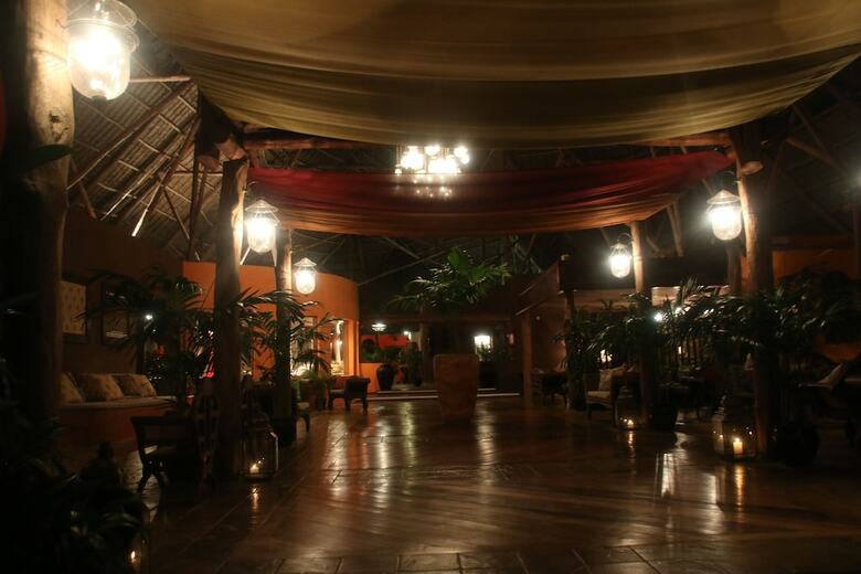 Hotel Blue Bay Village