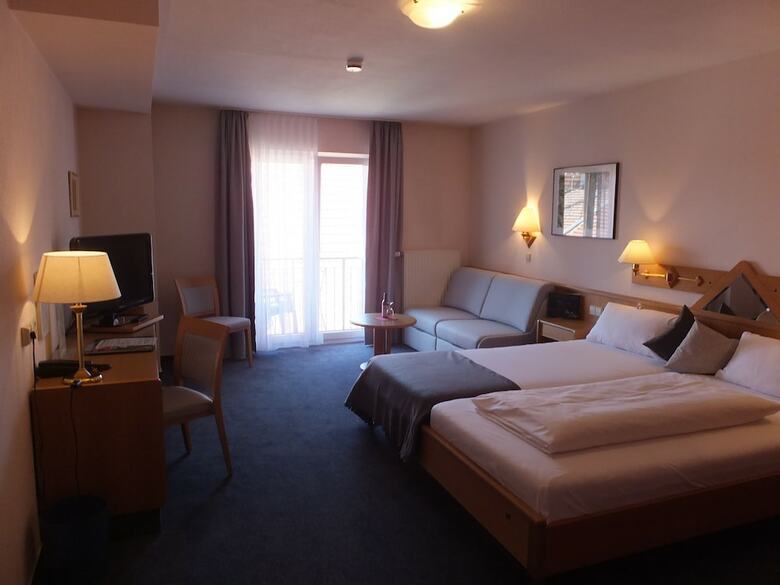 Hotel Pfauen