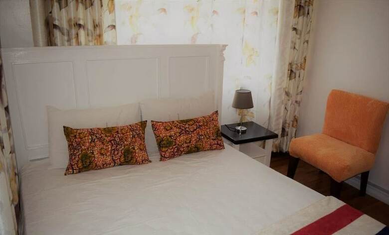 Hotel Serene Home