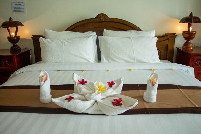 Pursat Riverside Hotel And Spa