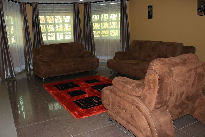 Hotel A & J Holiday Suites