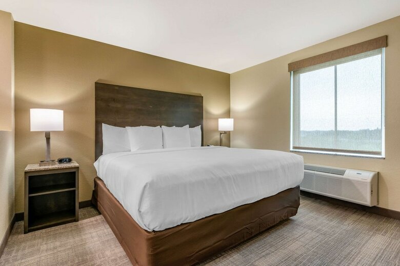 Hotel Comfort Inn & Suites