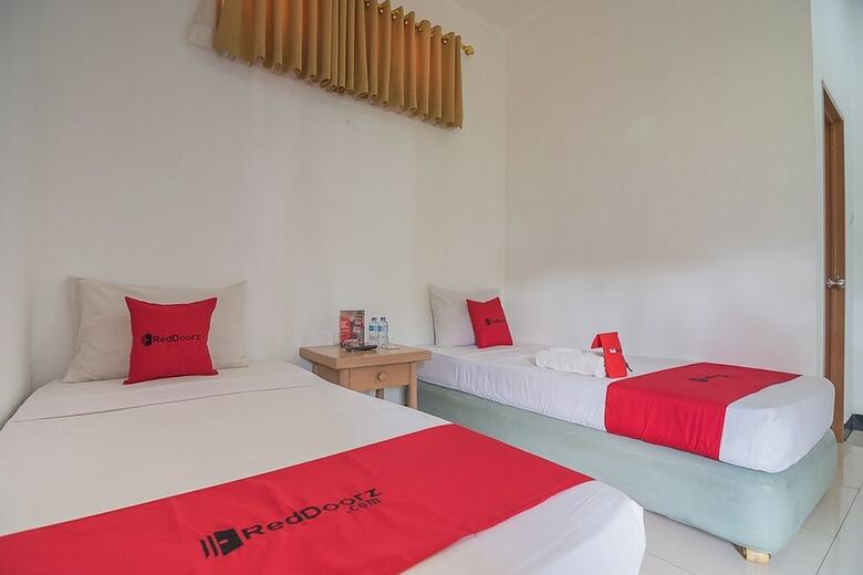 Hotel Reddoorz @ Maribaya Street 2