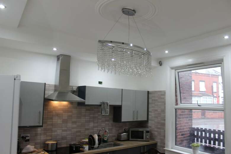 Advo Aparts Guest Hotel Leeds