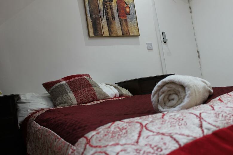 Advo Aparts Guest Hotel Leeds