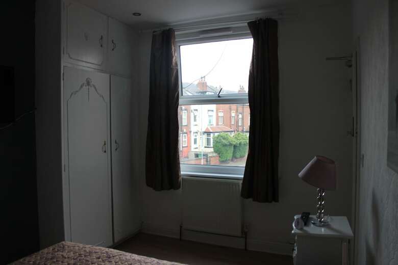 Advo Aparts Guest Hotel Leeds
