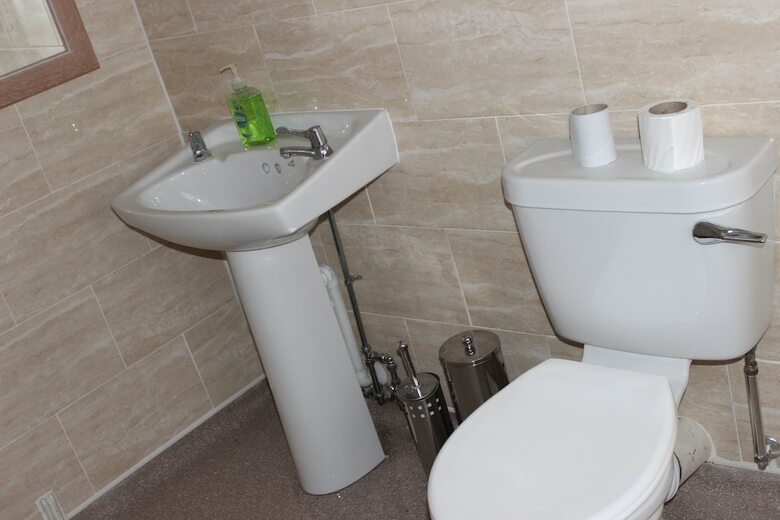 Advo Aparts Guest Hotel Leeds