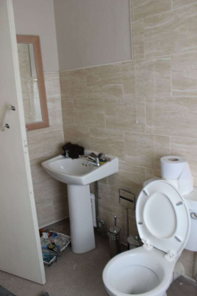 Advo Aparts Guest Hotel Leeds