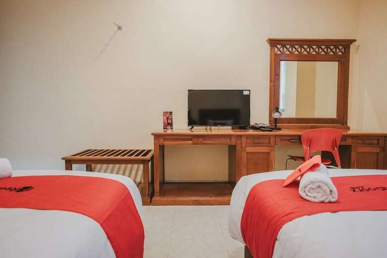 Hotel Reddoorz Plus Near Plaza Blok M