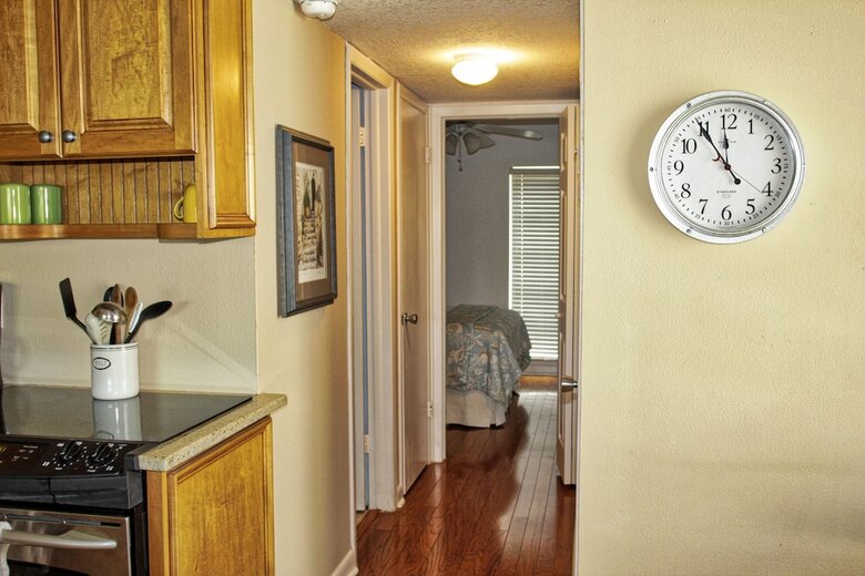 Premier Pass-a-grille Beachside Condo (108-14)