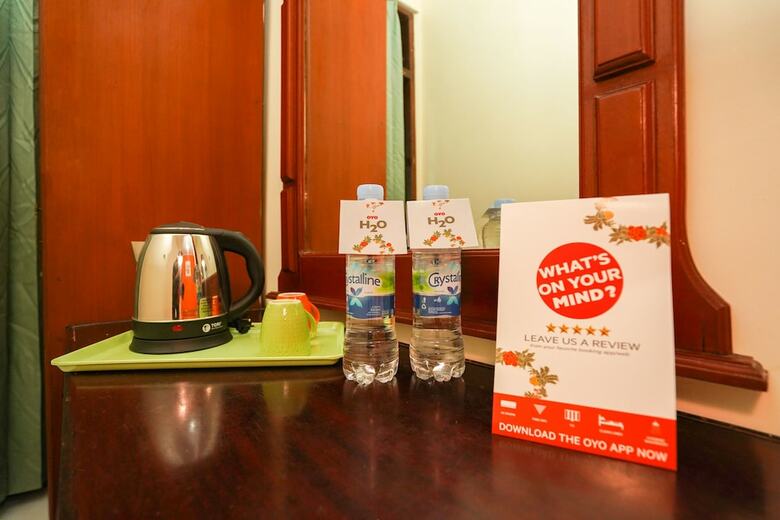 Hostal Oyo 1225 Hotel Dibino