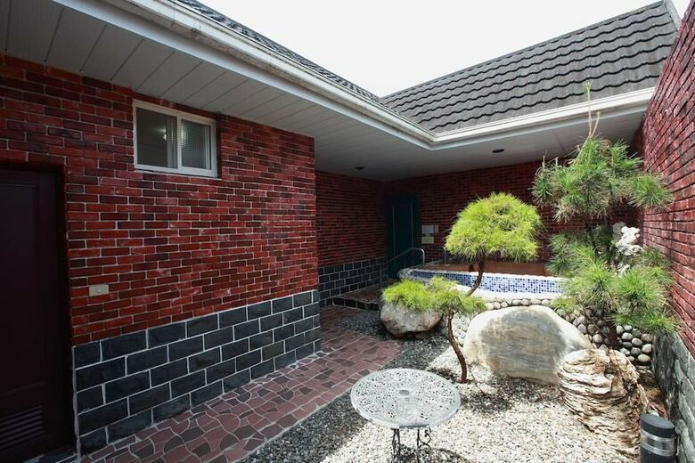 Bed & Breakfast Ruisui Huang's Hotspring